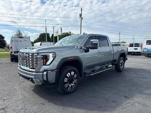 Sterling Metallic 2024 GMC Sierra 2500 Denali