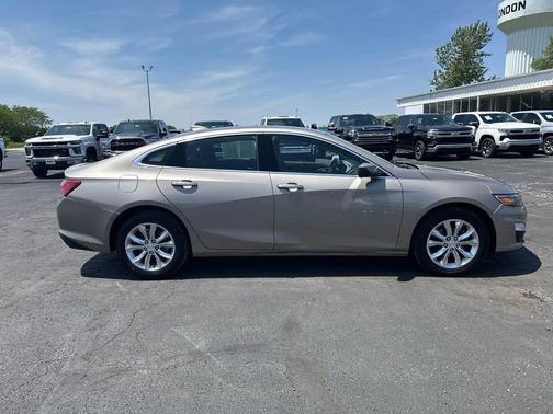 Mineral Gray Metallic 2022 Chevrolet Malibu FWD LT
