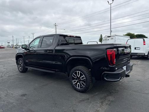 Onyx Black 2024 GMC Sierra 1500 AT4