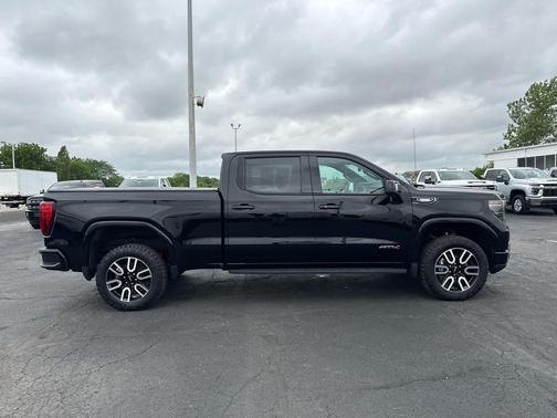 Onyx Black 2024 GMC Sierra 1500 AT4
