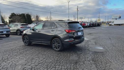 2022 Chevrolet Equinox FWD RS