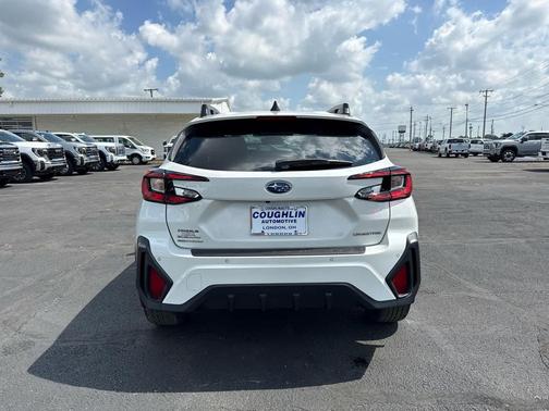 Crystal White Pearl 2024 Subaru Crosstrek Limited