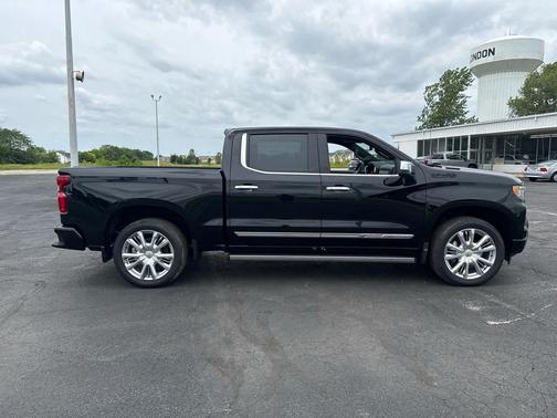 Black 2026 Chevrolet Silverado 1500 High Country