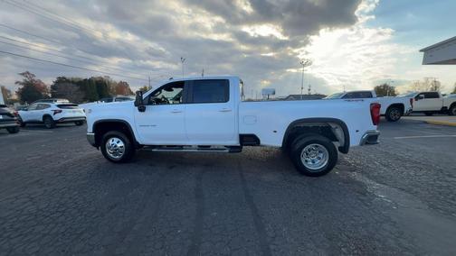 2026 Chevrolet Silverado 3500 LT
