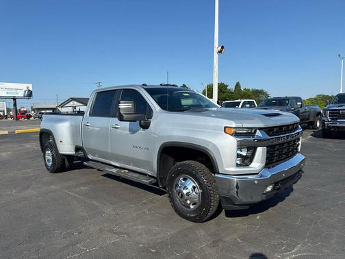 Silver Ice Metallic 2021 Chevrolet Silverado 3500 LT