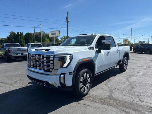Glacier White Tricoat 2026 GMC Sierra 3500 Denali