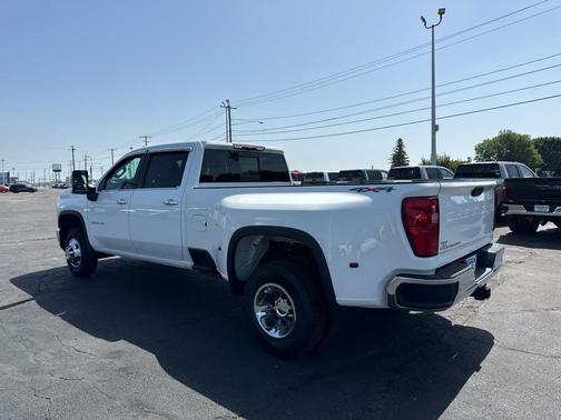 Summit White 2024 Chevrolet Silverado 3500 LTZ