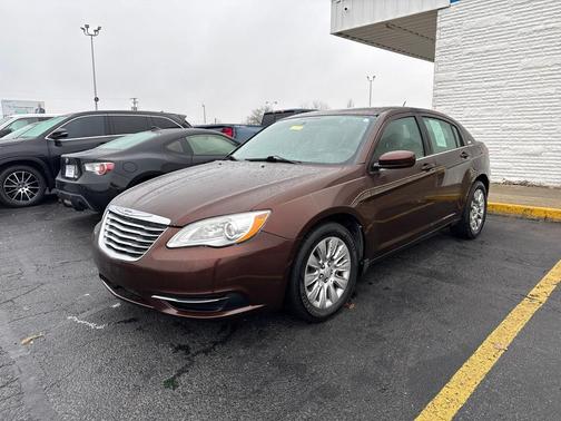 2013 Chrysler 200 LX