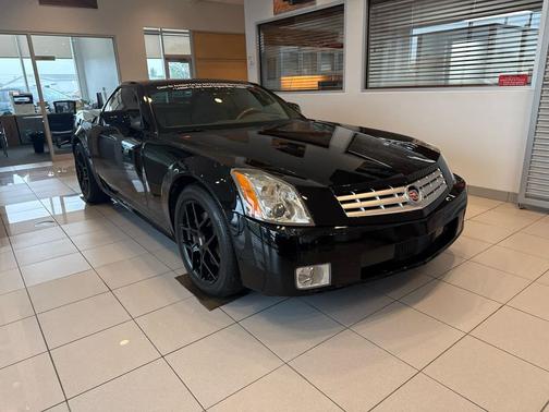 Black Raven 2004 Cadillac XLR Base