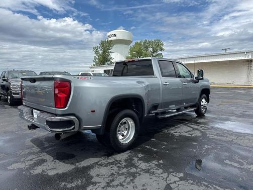 Sterling Gray Metallic 2024 Chevrolet Silverado 3500 LTZ