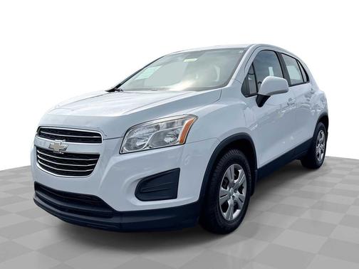 Summit White 2016 Chevrolet Trax LS