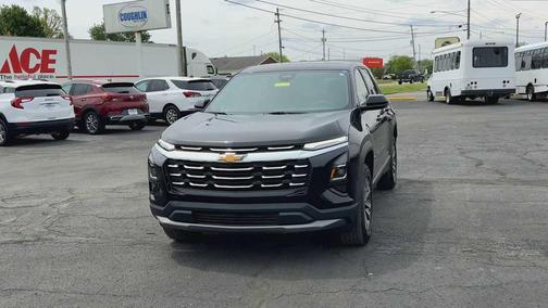 Mosaic Black Metallic 2026 Chevrolet Equinox 1LT