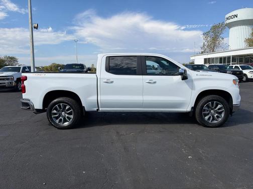 Summit White 2026 Chevrolet Silverado 1500 LT