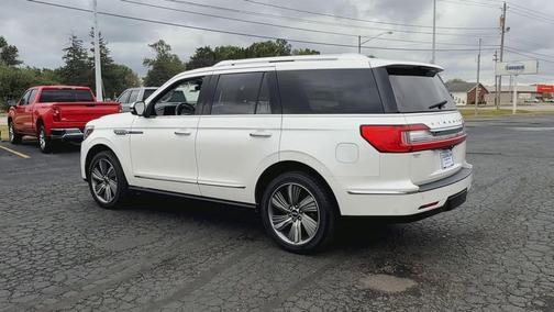 2018 Lincoln Navigator Black Label