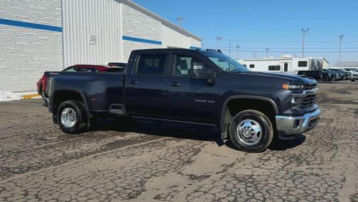 2024 Chevrolet Silverado 3500 LT