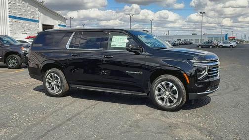 2026 Chevrolet Suburban LT