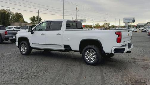 2026 Chevrolet Silverado 3500 High Country