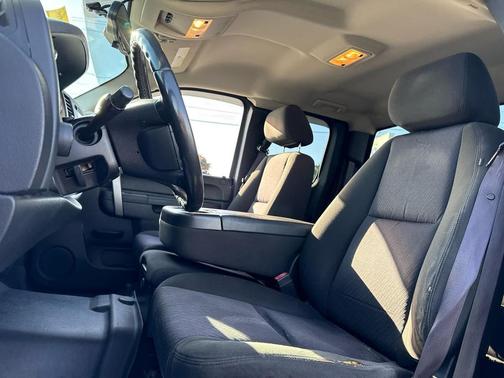 Taupe Gray Metallic 2010 Chevrolet Silverado 1500 LT