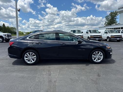 Dark Ash Metallic 2023 Chevrolet Malibu FWD 1LT