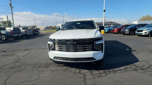 Polar White Tricoat 2026 Chevrolet Suburban High Country, 4WD