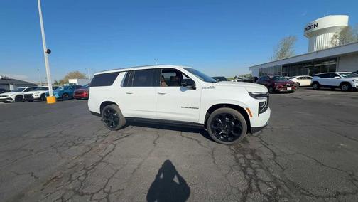 Polar White Tricoat 2026 Chevrolet Suburban High Country, 4WD