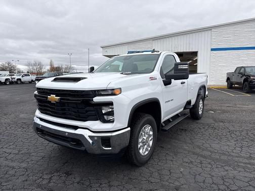 2026 Chevrolet Silverado 3500 WT