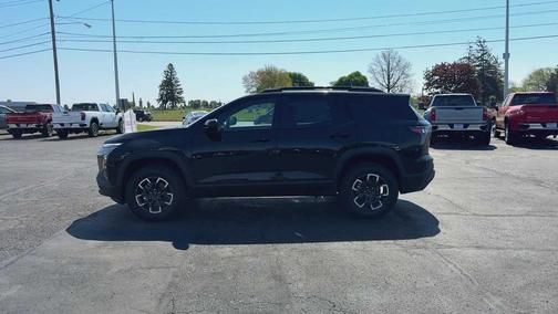 Mosaic Black Metallic 2026 Chevrolet Equinox FWD ACTIV