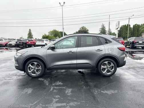 CARBONIZED GRAY METALLIC 2025 Ford Escape ST-Line