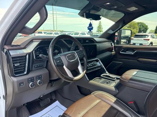 White Frost Tricoat 2025 GMC Sierra 3500 Denali