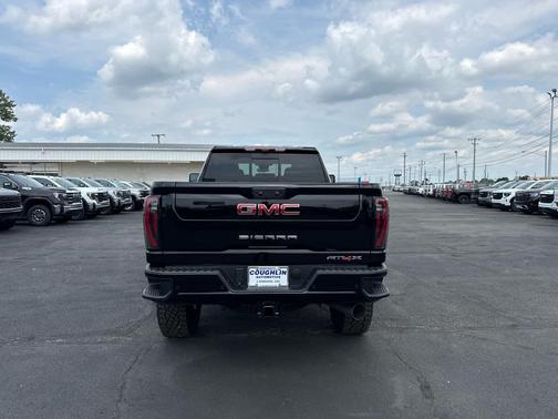 Onyx Black 2026 GMC Sierra 2500 AT4X