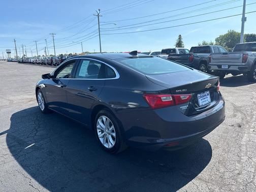 Night Shade Metallic 2025 Chevrolet Malibu FWD 1LT