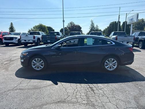 Night Shade Metallic 2025 Chevrolet Malibu FWD 1LT