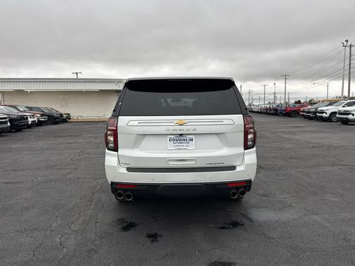 Iridescent Pearl Tricoat 2024 Chevrolet Tahoe Premier