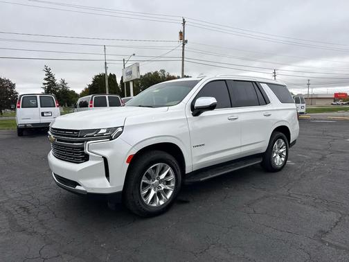 Iridescent Pearl Tricoat 2024 Chevrolet Tahoe Premier
