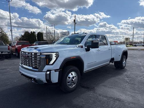 2026 GMC Sierra 3500 Denali