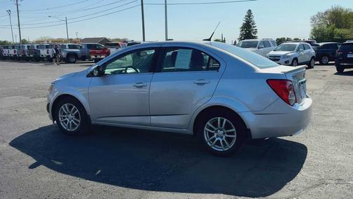 Silver Ice Metallic 2013 Chevrolet Sonic LT
