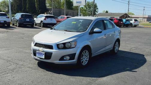 Silver Ice Metallic 2013 Chevrolet Sonic LT