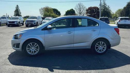 Silver Ice Metallic 2013 Chevrolet Sonic LT