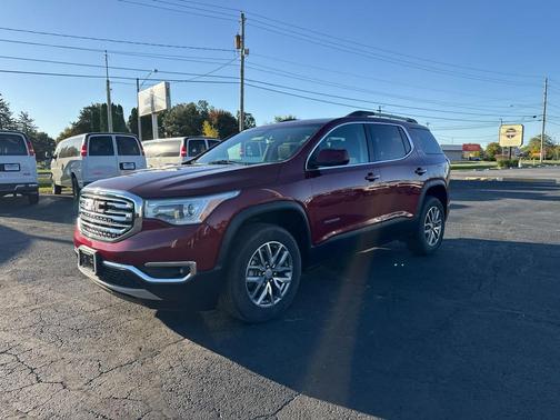 Crimson Red Tintcoat 2018 GMC Acadia SLE-2