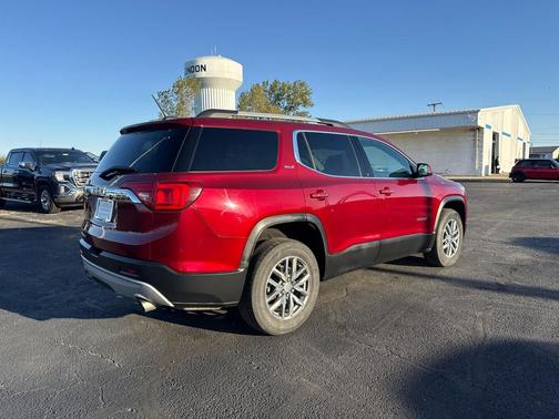 Crimson Red Tintcoat 2018 GMC Acadia SLE-2