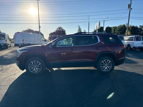 Crimson Red Tintcoat 2018 GMC Acadia SLE-2
