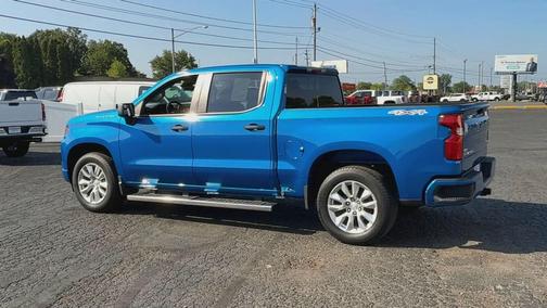 2022 Chevrolet Silverado 1500 Custom