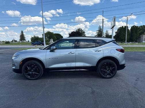 Sterling Gray Metallic 2023 Chevrolet Blazer RS
