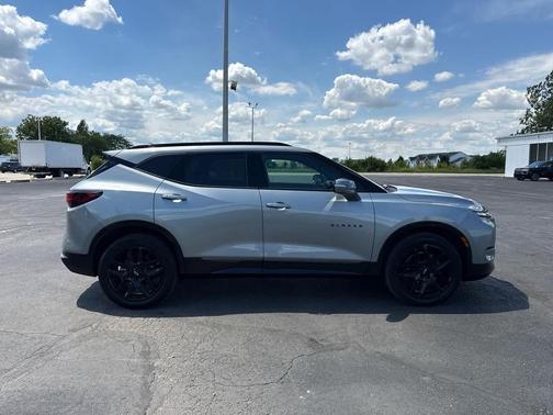 Sterling Gray Metallic 2023 Chevrolet Blazer RS
