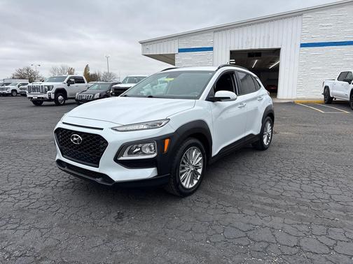 2021 Hyundai KONA SEL