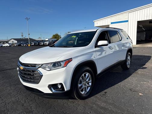 2020 Chevrolet Traverse LT Cloth