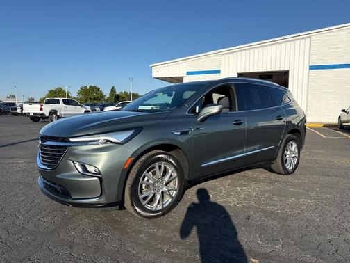 2023 Buick Enclave Essence FWD