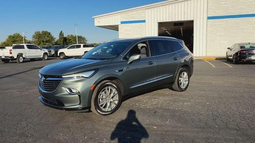2023 Buick Enclave Essence FWD