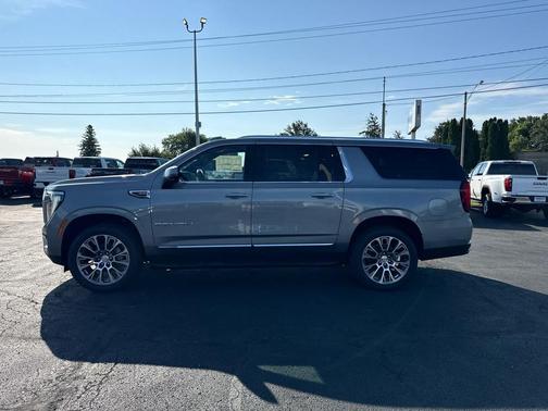 Sterling Metallic 2026 GMC Yukon XL Denali