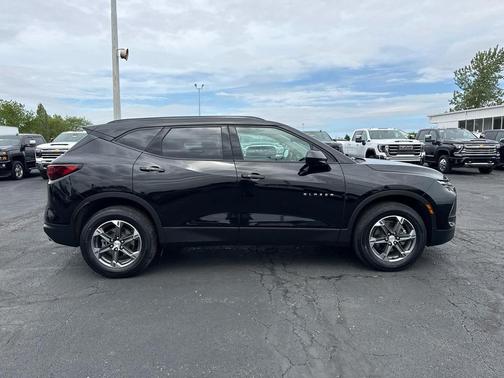 Black 2025 Chevrolet Blazer 2LT